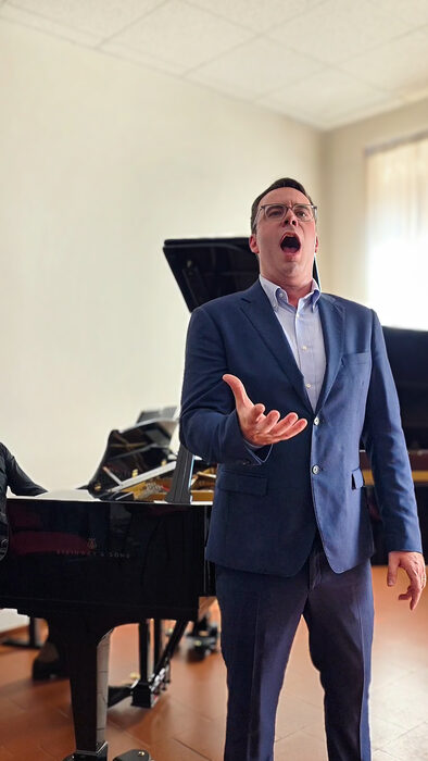 Nicolò Dal Ben in prova con pianoforte